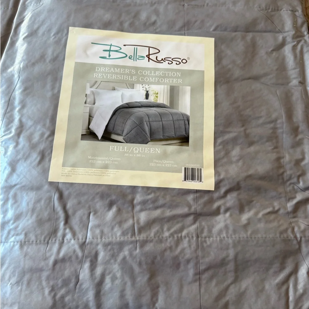 Gray Full/Queen Comforter Set